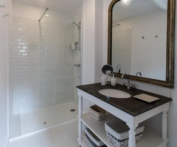 Villa La Maison De Colette, Traditionnelle Maison D'armateur De 3 Et 3 Salles De Bains